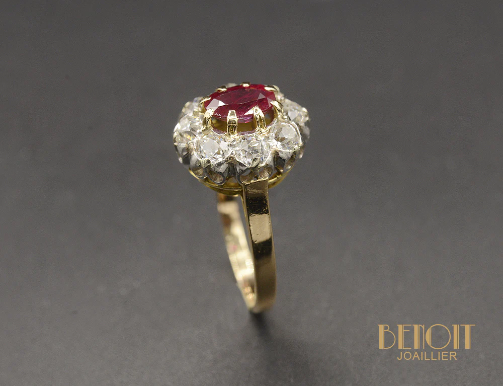 Bague Pompadour Or et Platine Rubis et Diamants - Image 3