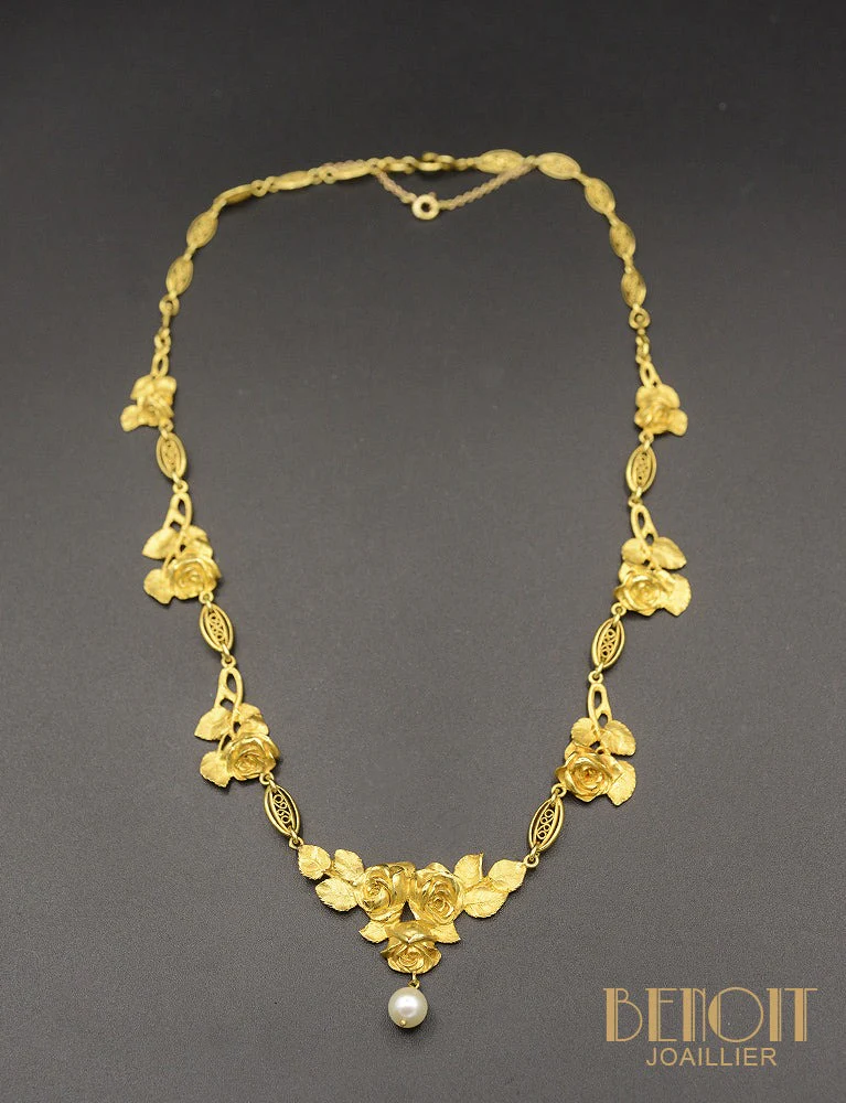 Collier "Draperie" Napoléon Or Jaune Motifs Roses - Image 7