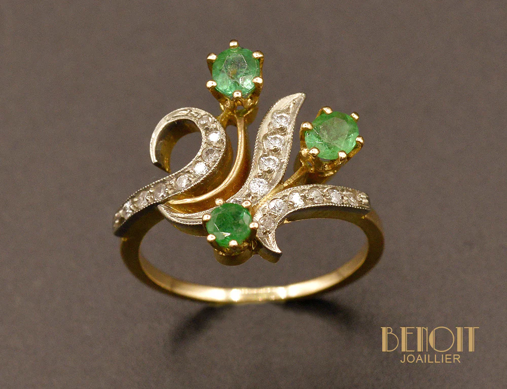 Bague 1900 Or, Emeraude et Diamants - Image 2