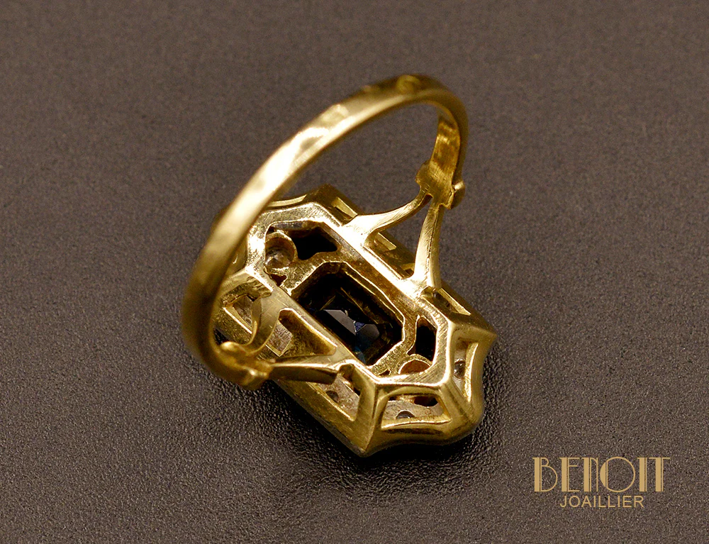 Bague Art Déco Saphir et Diamants - Image 5