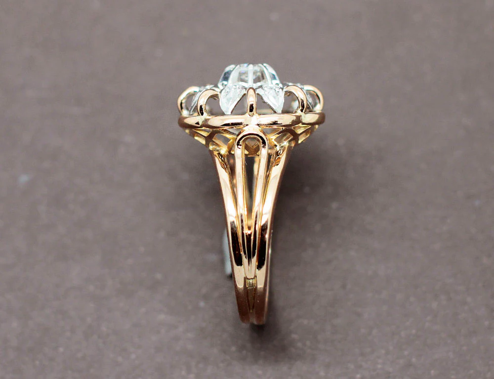 Bague 1950 Or Jaune et Diamants - Image 3