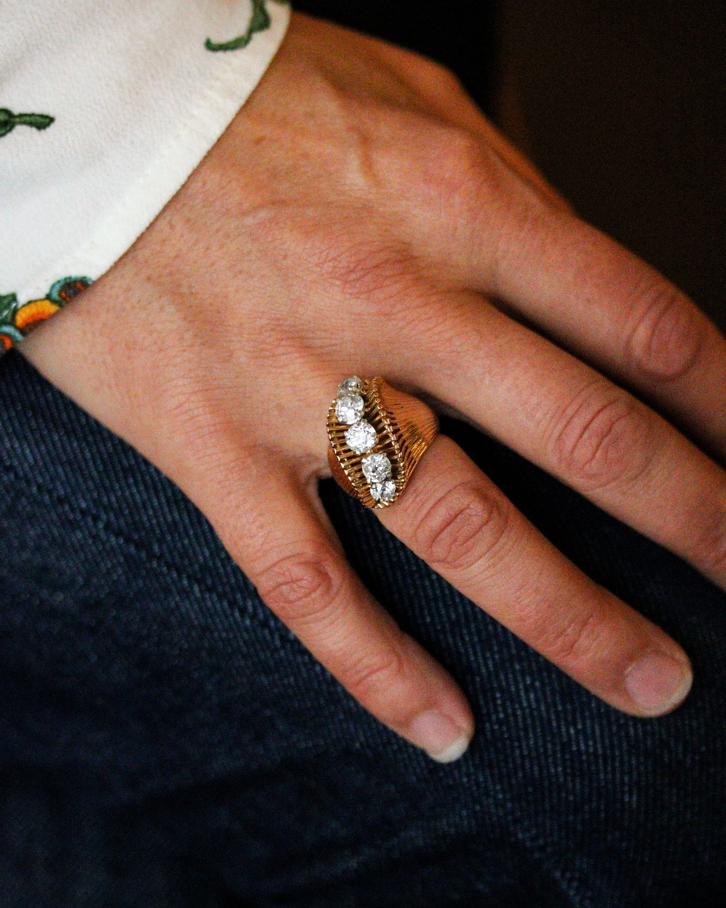 Bague 1950 Or jaune et Platine et Diamants Taille Coussin - Image 8