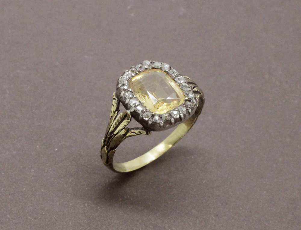 Bague Ancienne Citrine et Diamants
