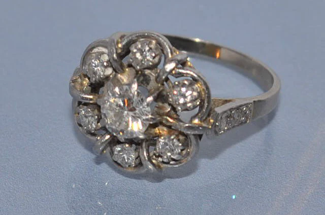 Bague ancienne diamants marguerite - Image 4