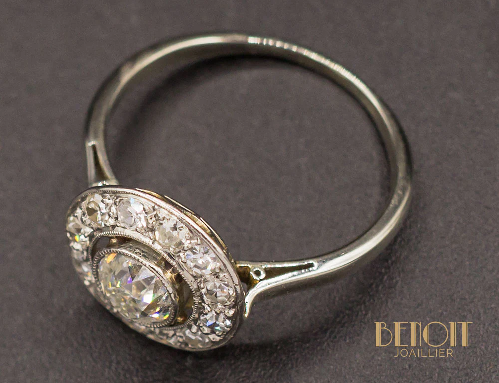 Bague Art Déco Diamant Entourage - Image 4