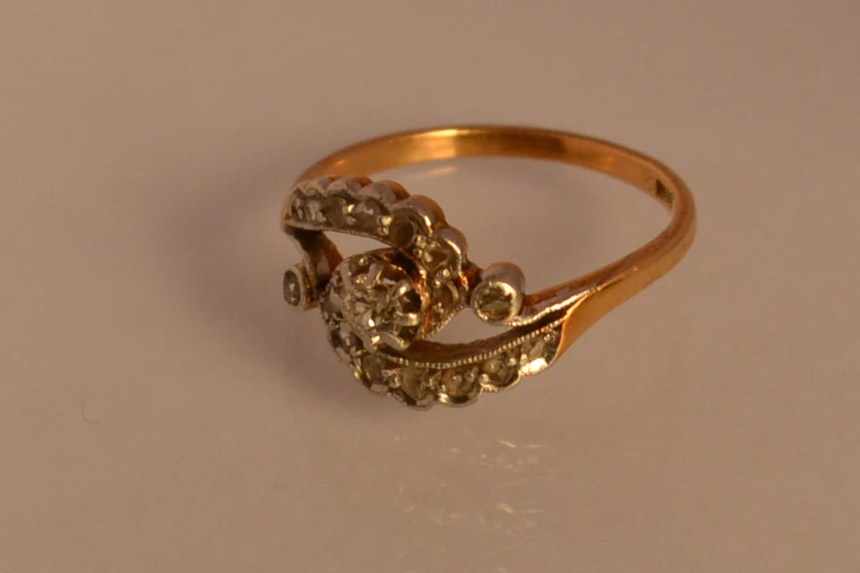 Bague art déco diamant et or 18 carat - Image 2
