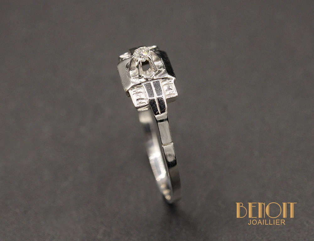 Bague Art Déco Diamant et Or Blanc - Image 3