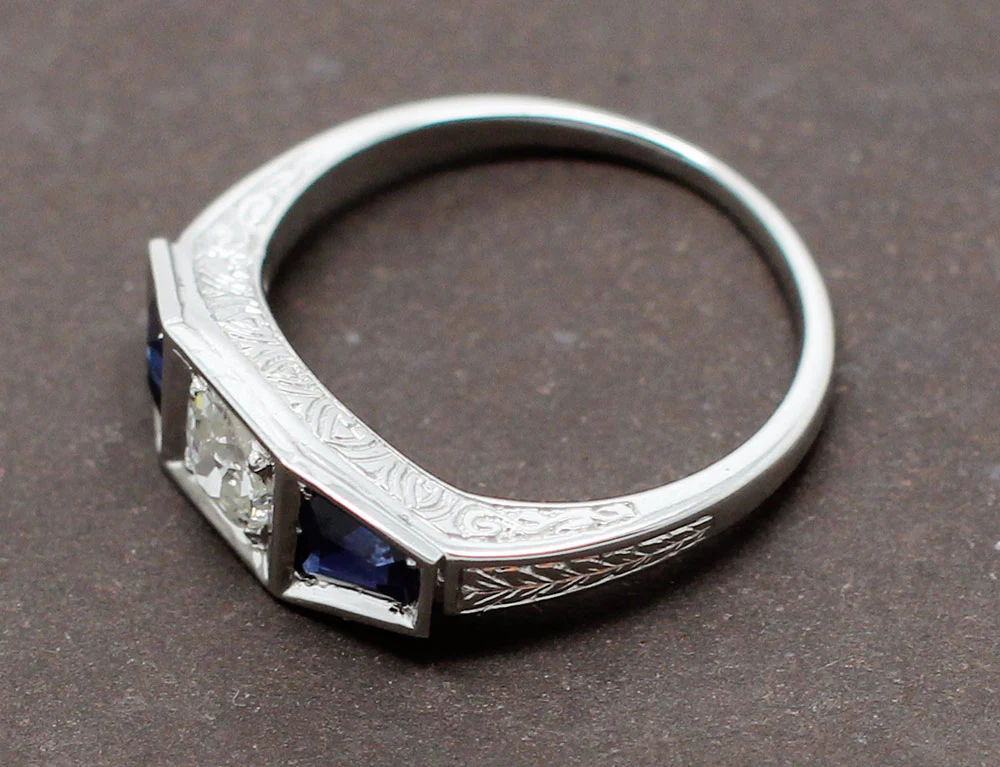 Bague Art Déco Diamant Saphirs - Image 5