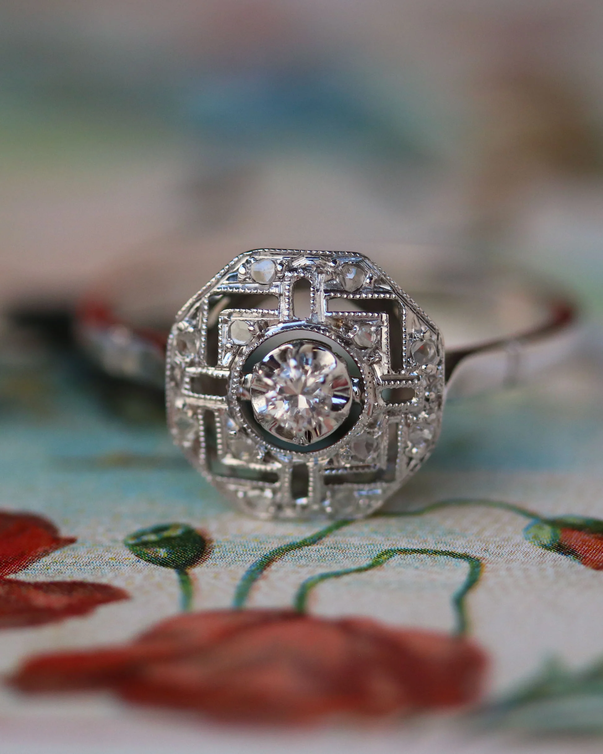 Bague Art Déco Diamants Or blanc et Platine - Image 2