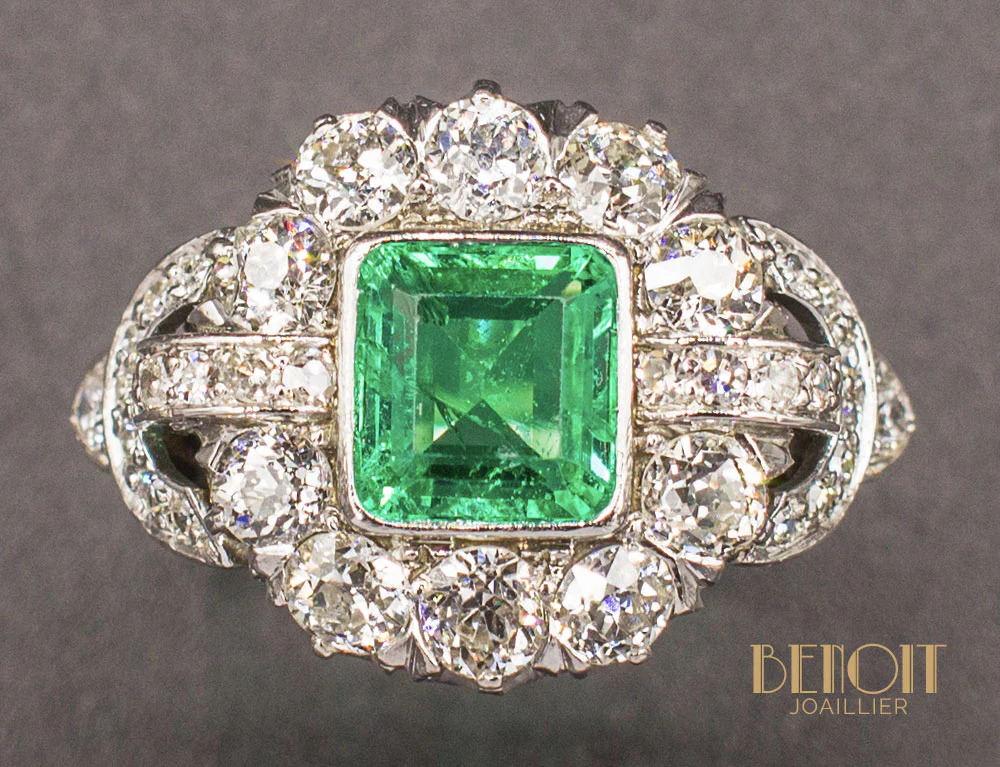 Bague Art Déco Emeraude Diamants - Image 3