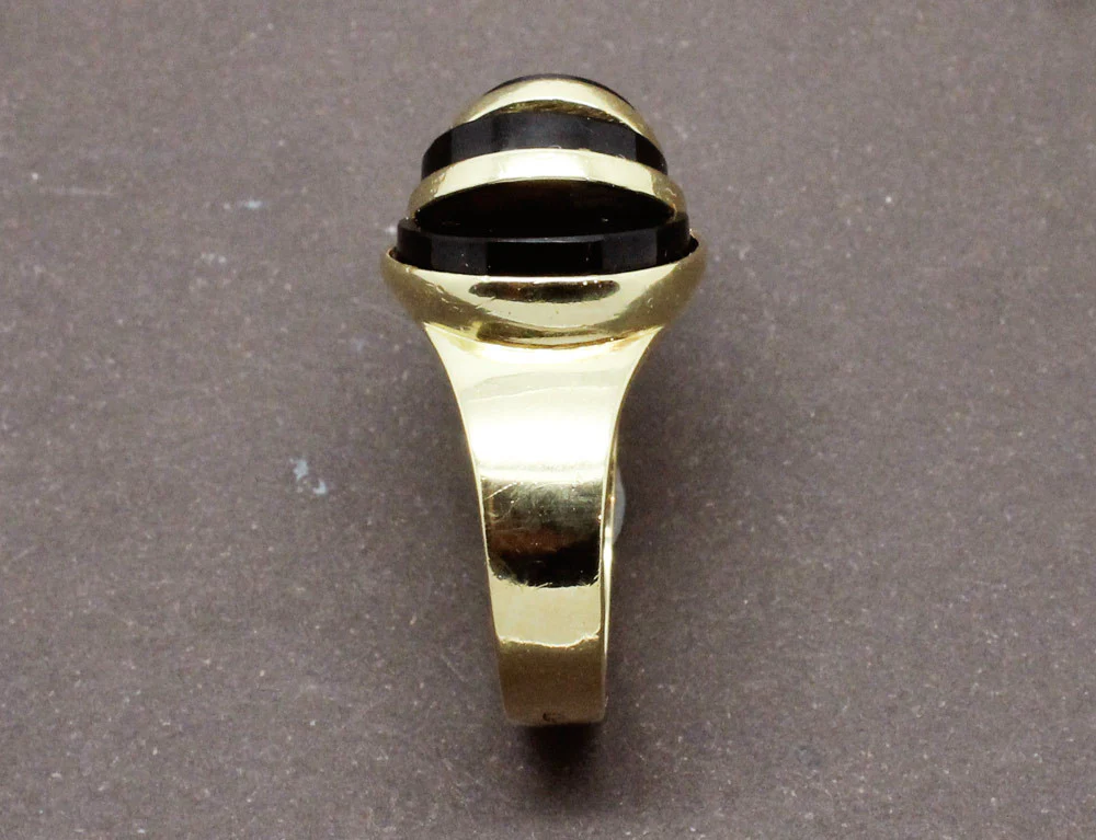 Bague Art Déco Moderniste Onyx et Diamants - Image 5