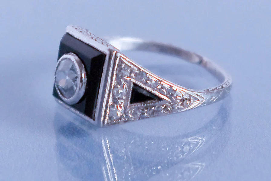 Bague Art déco onyx diamant et platine - Image 2