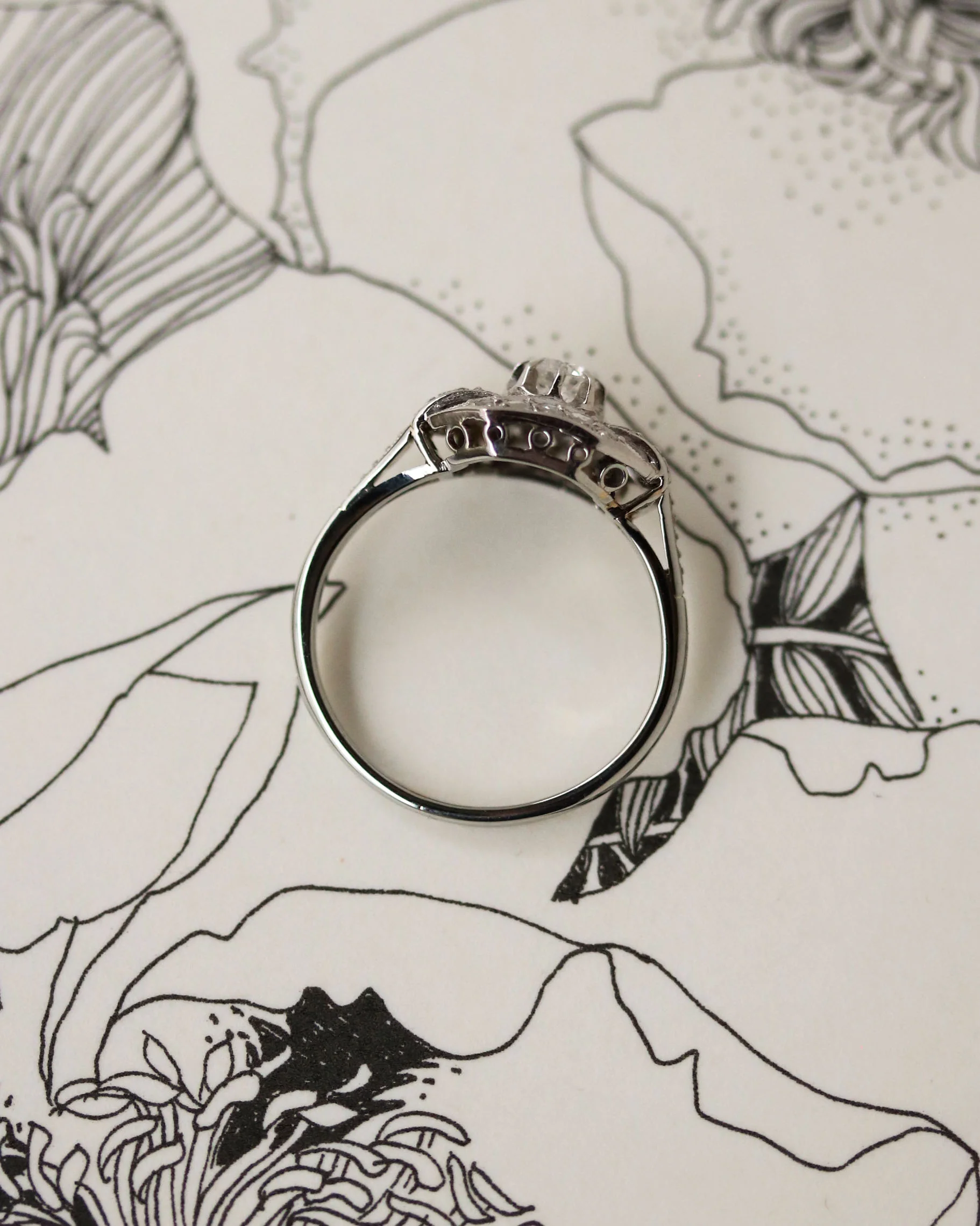 Bague Art Déco Or blanc Platine Diamant - Image 3