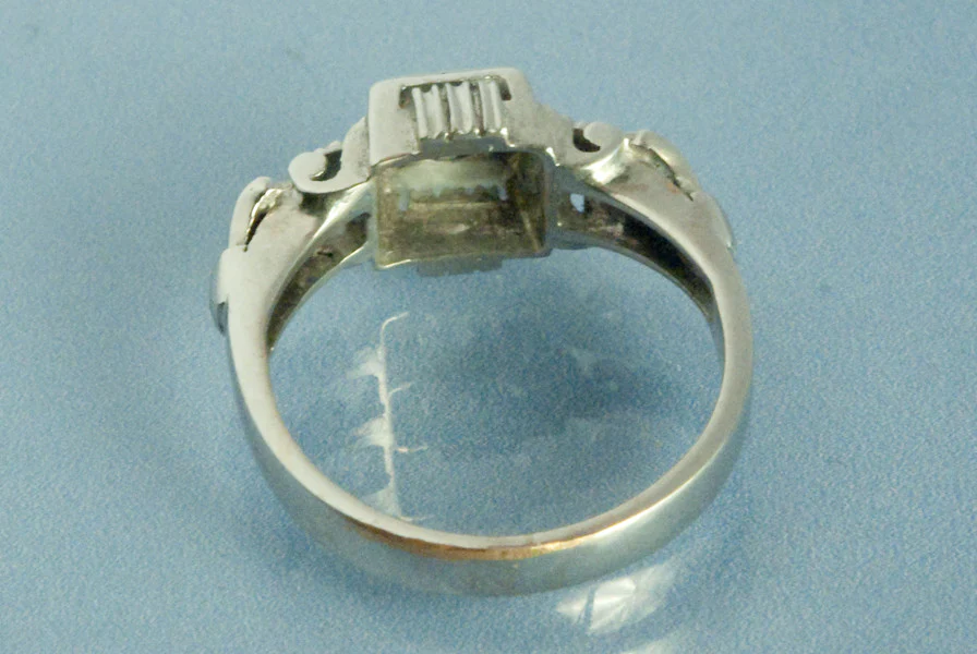 Bague Art déco Or et diamant - Image 3