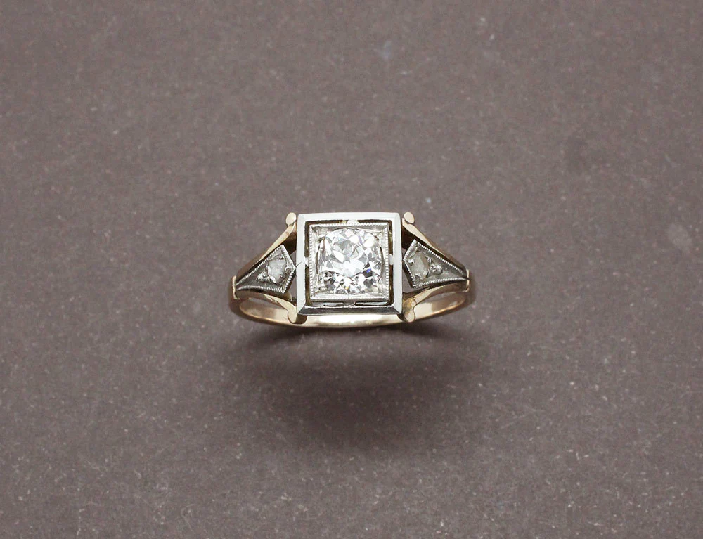 Bague Art Déco Plateau Carré - Image 2