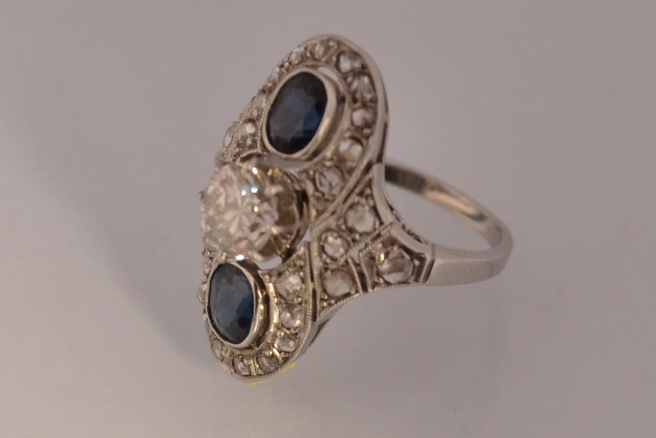 Bague art déco saphirs diamants et platine - Image 2