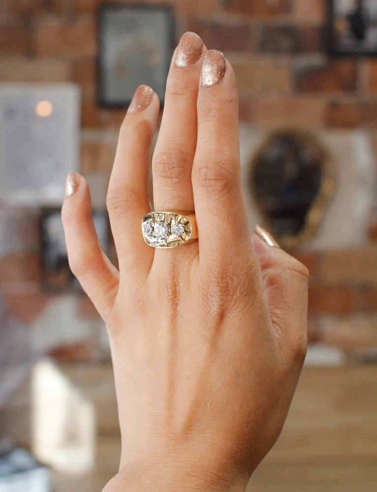 Bague "Baignoire" Or Jaune 3 Diamants - Image 6