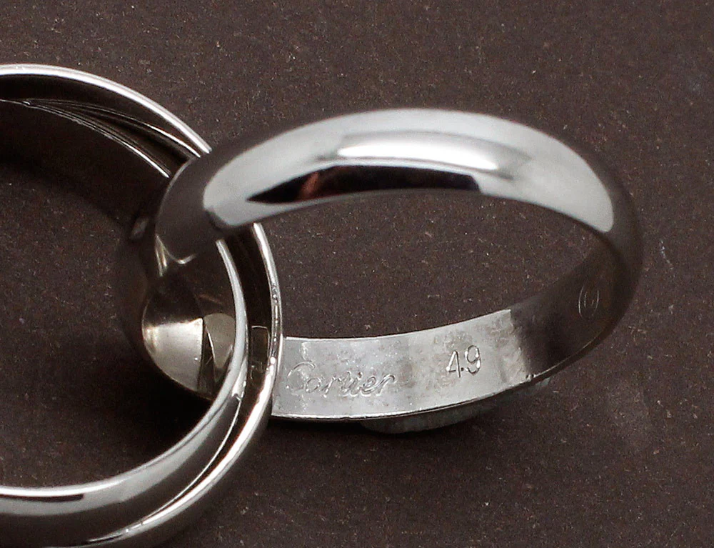 Bague Cartier Trinity Or Blanc - Image 5