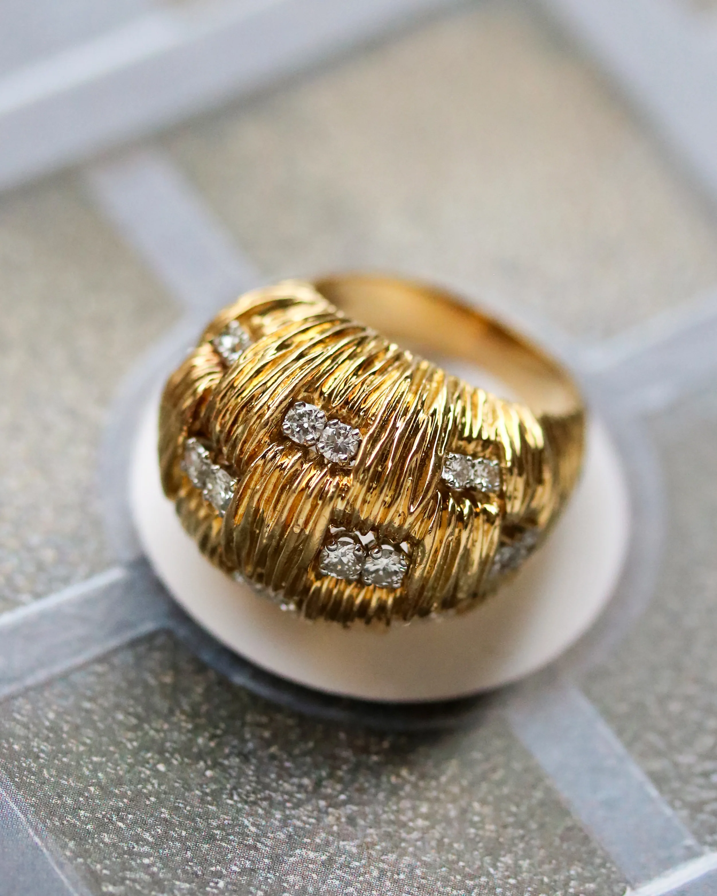 Bague Dôme Or Jaune et Diamants - Image 2