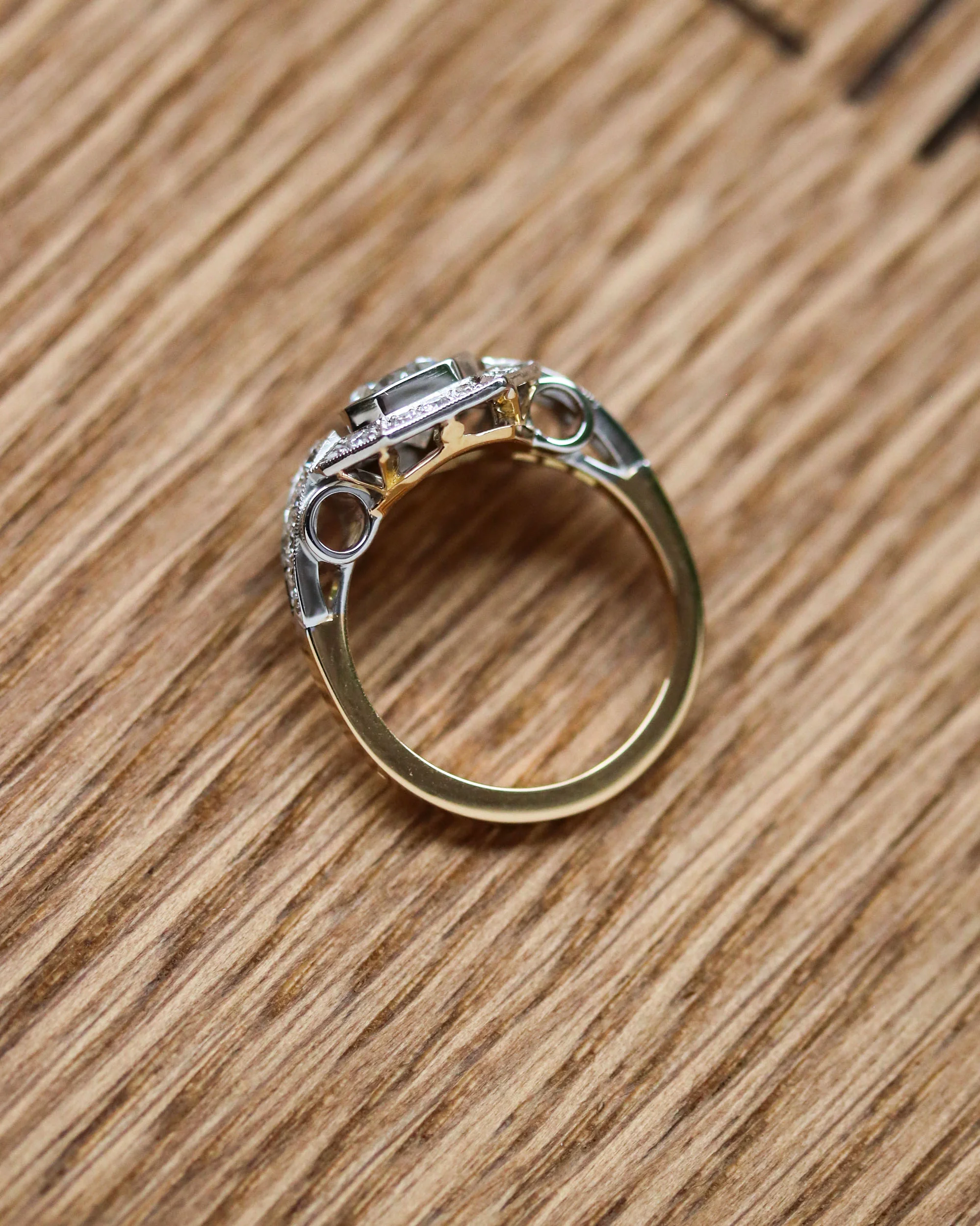 Bague Création Benoît Joaillier "Carré Pans Coupés" Diamant 1.01 carat D-VS1 - Image 5