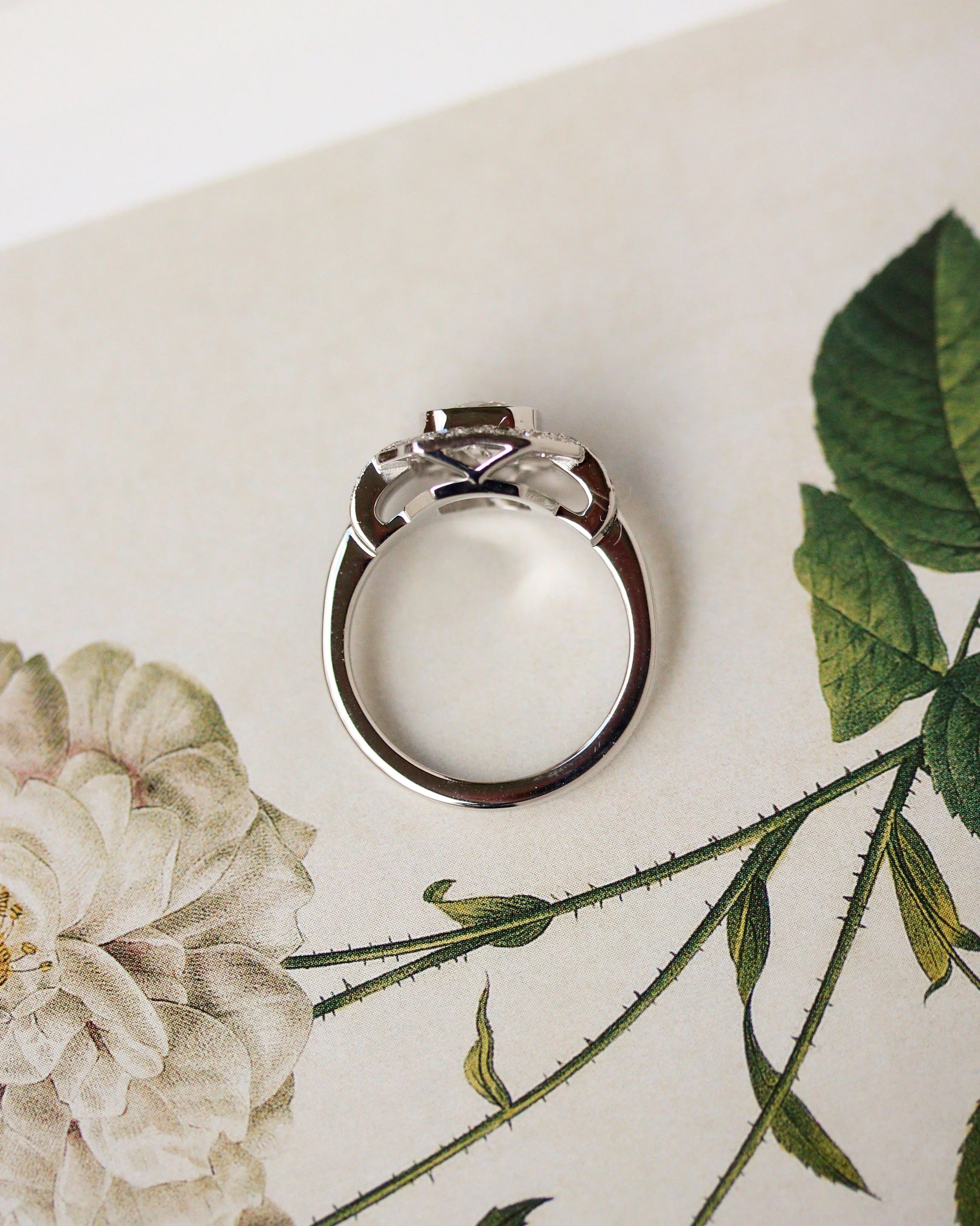 Bague Création Benoît Joaillier "Carré Pans Coupés" Diamant O,81 carat H-SI1 - Image 3