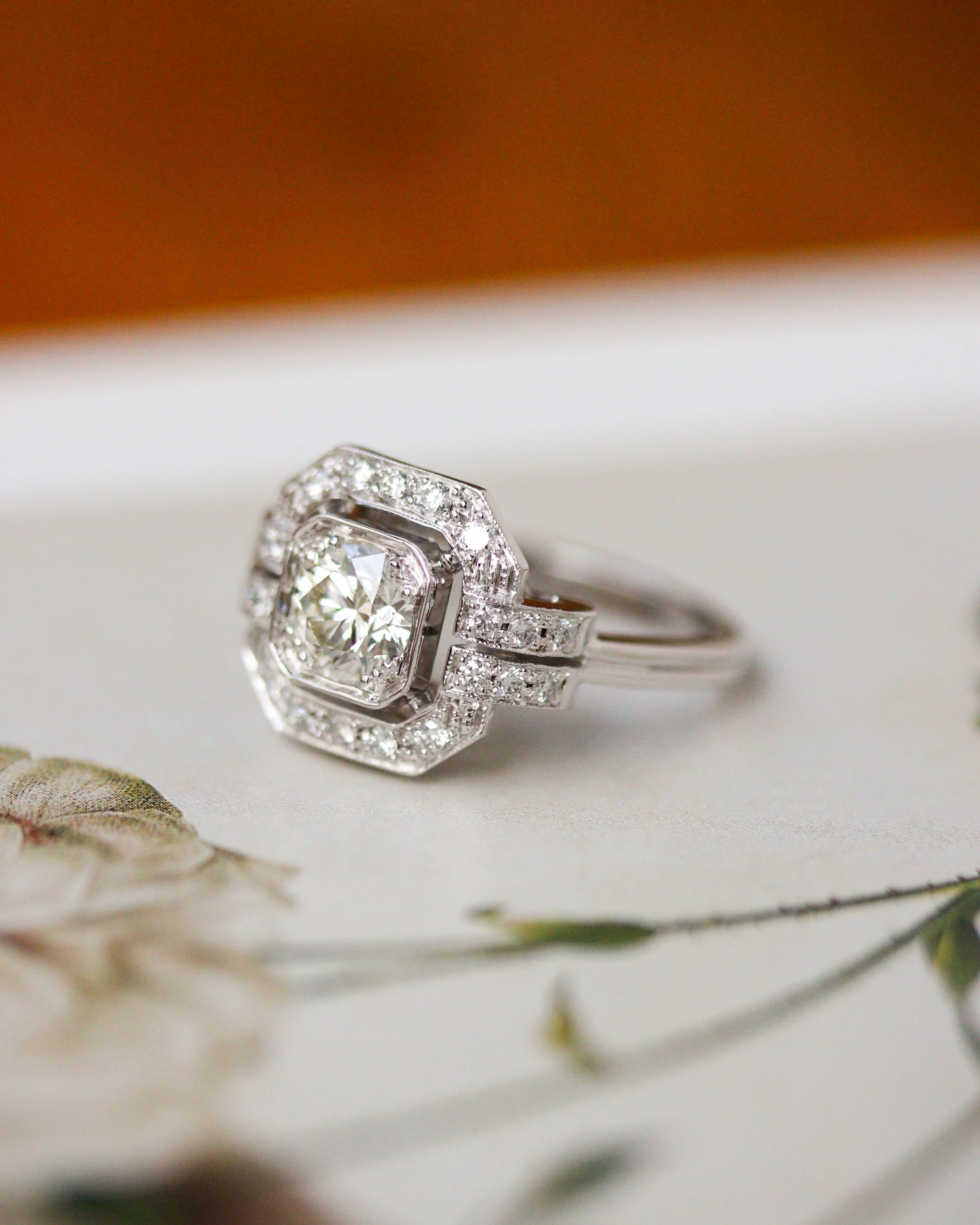Bague Création Benoît Joaillier "Carré Pans Coupés" Diamant O,81 carat H-SI1 - Image 4
