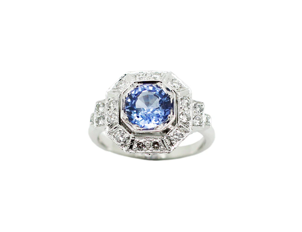 Bague Création Benoit Joaillier "Carré Pans Coupés" Saphir Diamants - Image 2