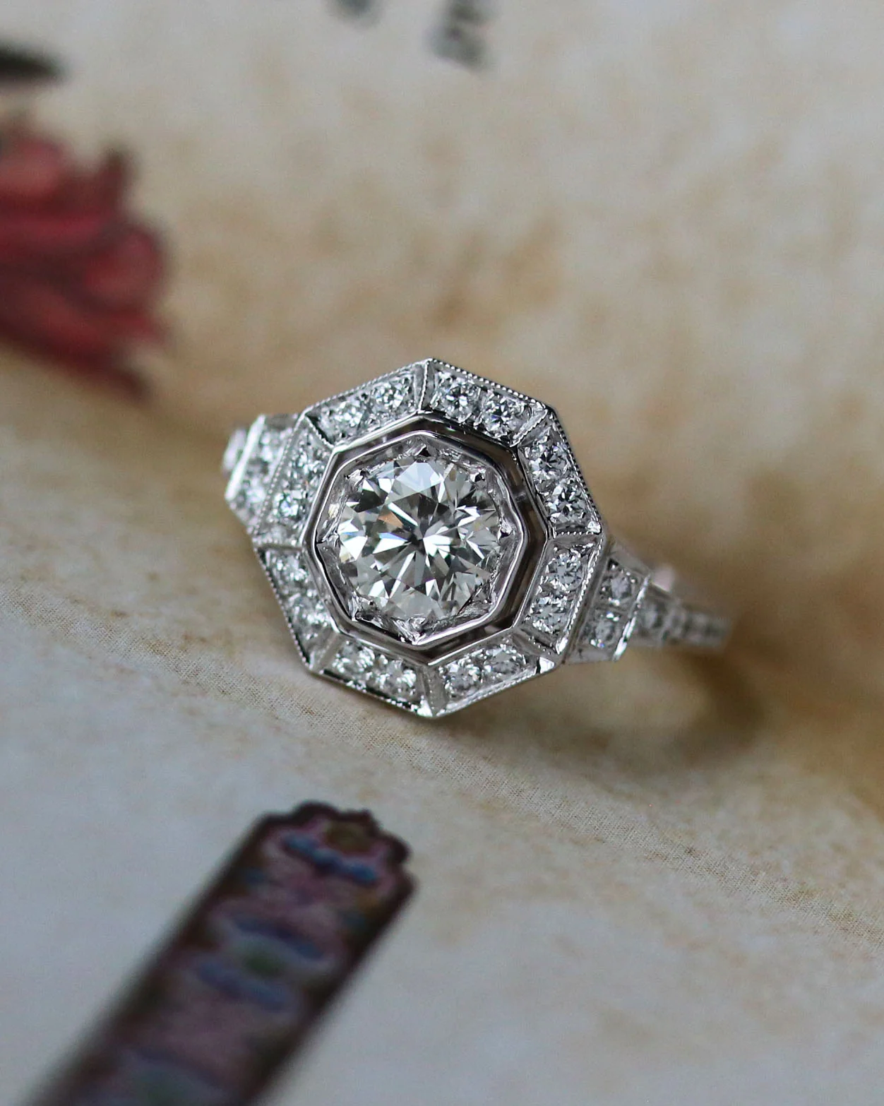 Bague Création Benoit Joaillier "Octogonale" Diamant 0.83 ct taille brillant