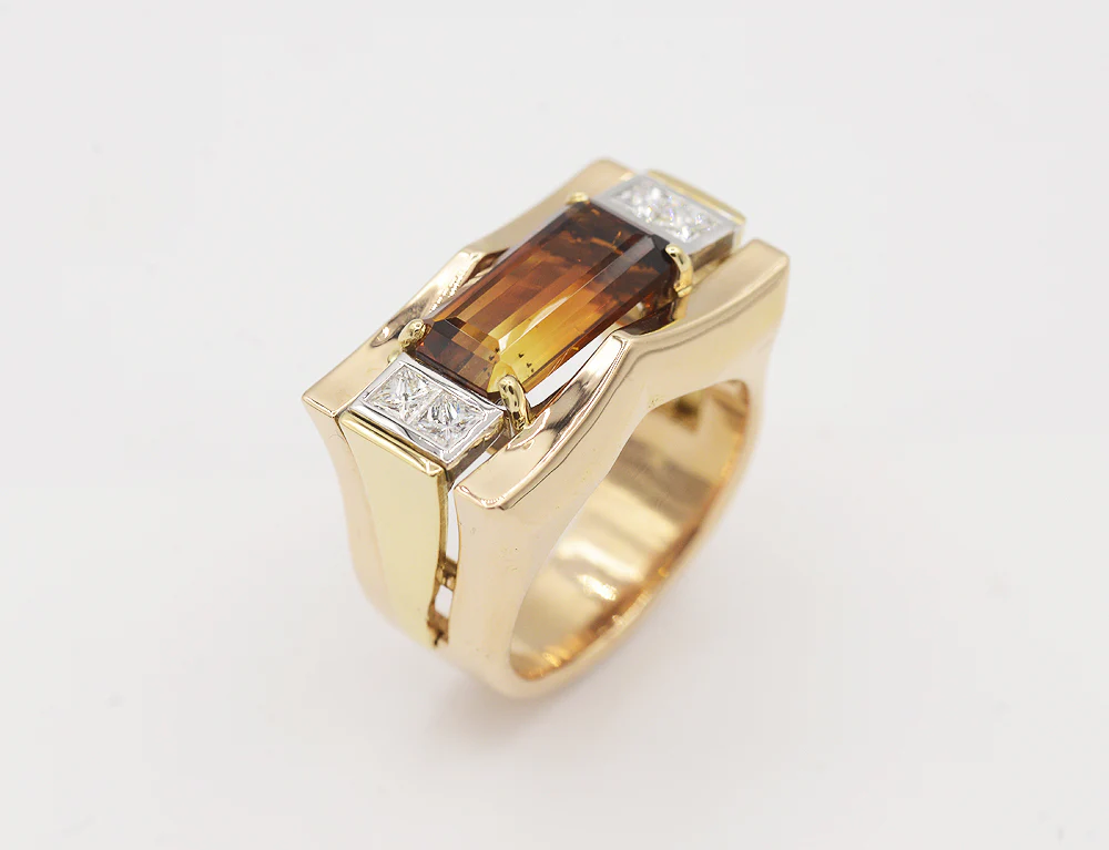Bague Création Benoit Joaillier "Style Tank" Citrine Bicolore 3,29 cts
