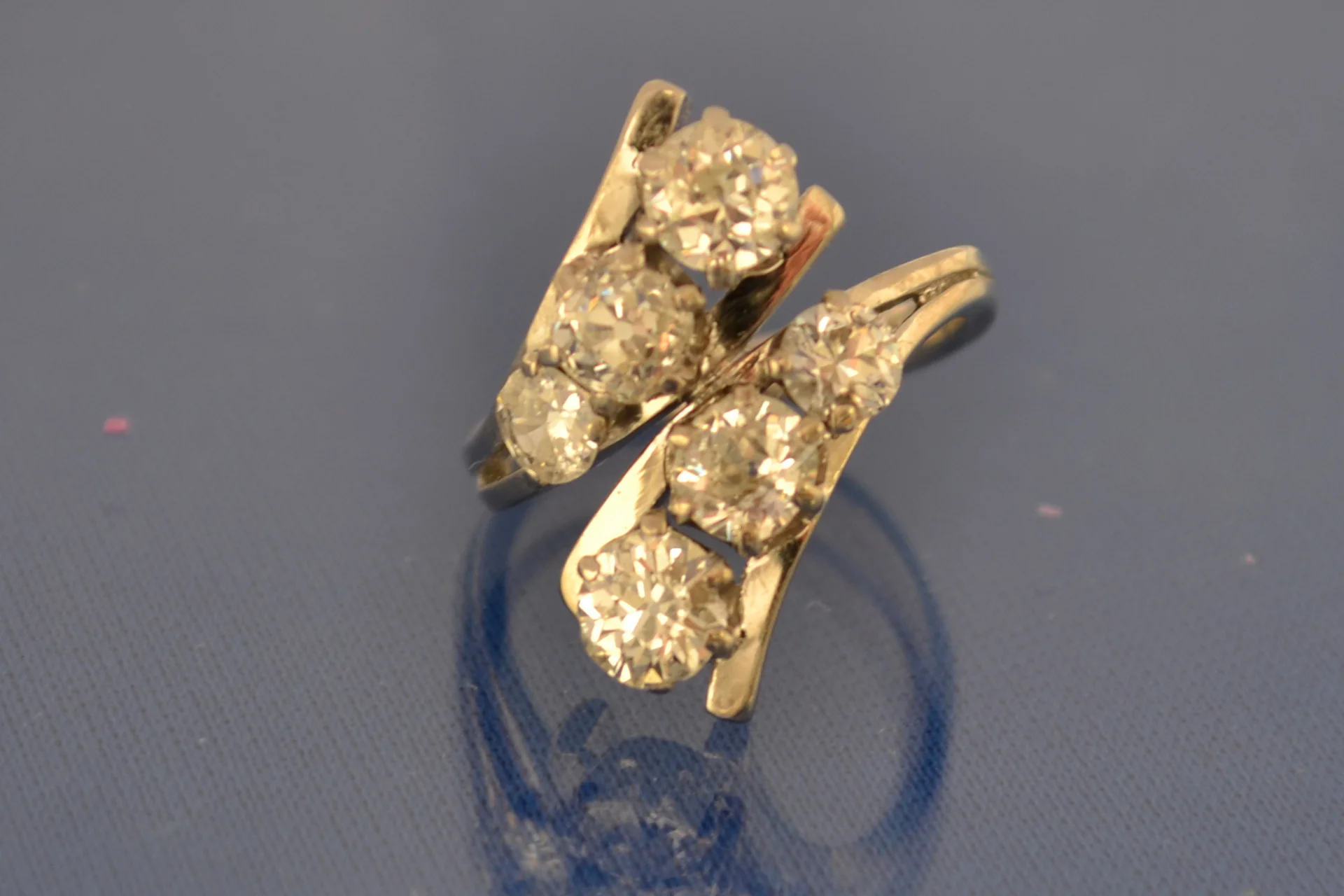 Bague Croisée Diamants et Or Blanc
