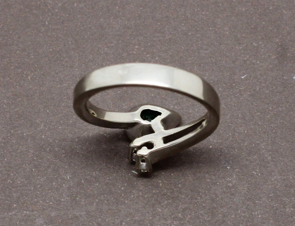 Bague Croisée Emeraude Poire - Image 4