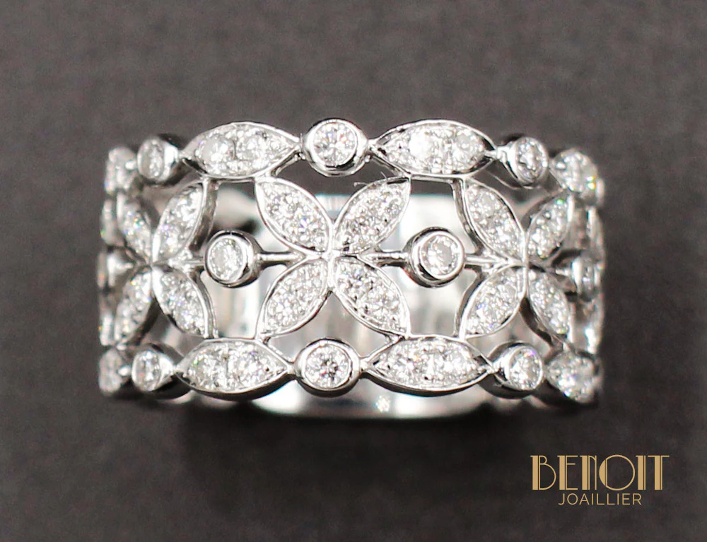 Bague "Dentelle" Or Blanc Diamants - Image 3