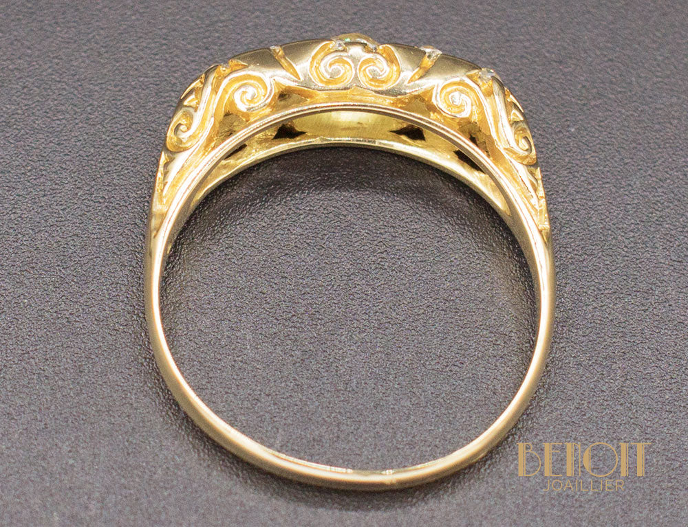 Bague Diamants Style Jarretière - Image 4