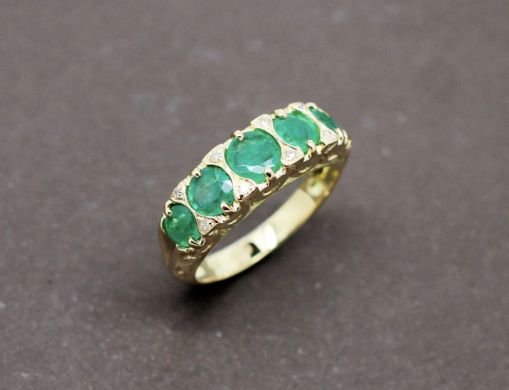 Bague Jarretière Emeraudes Diamants