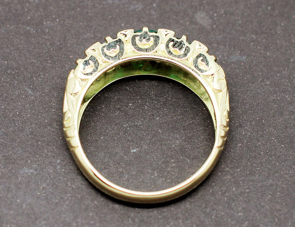 Bague Jarretière Emeraudes Diamants - Image 5