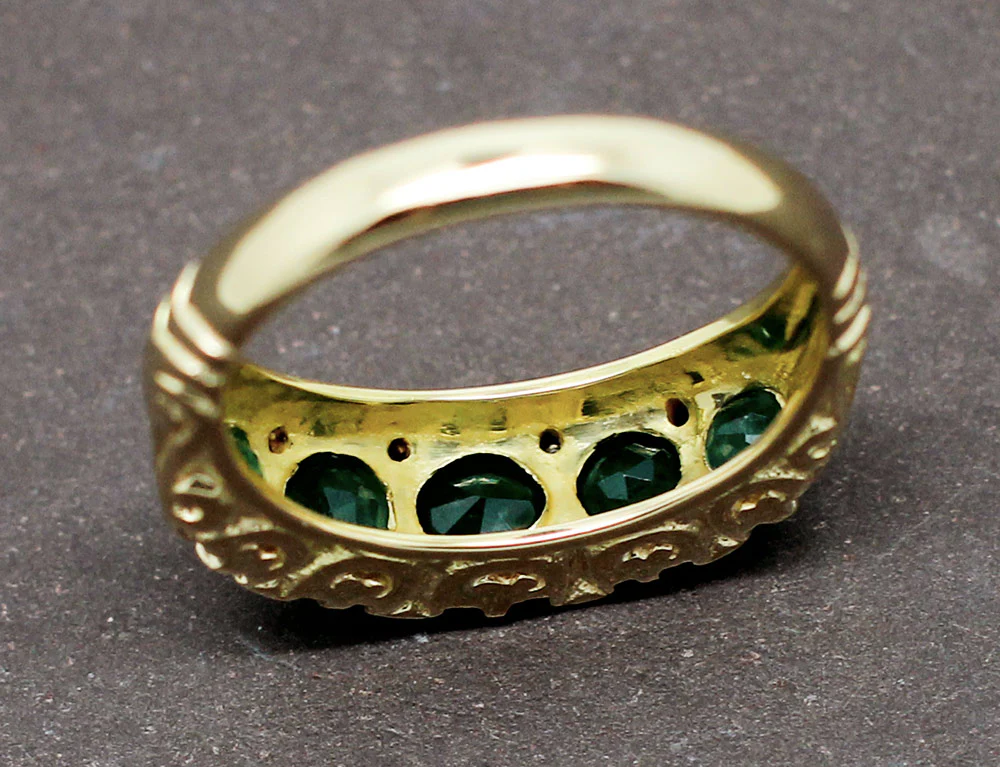 Bague Jarretière Emeraudes Diamants - Image 6
