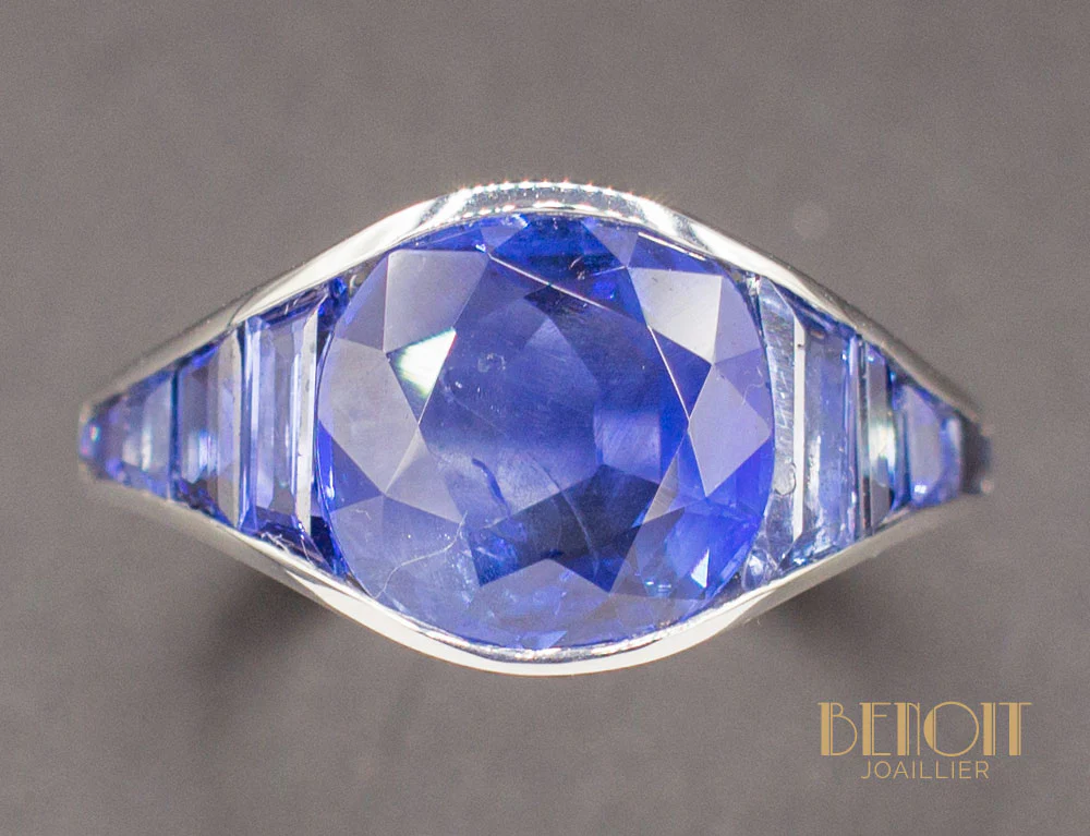 Bague Art Déco Jarretière Saphir Ceylan Naturel - Image 3