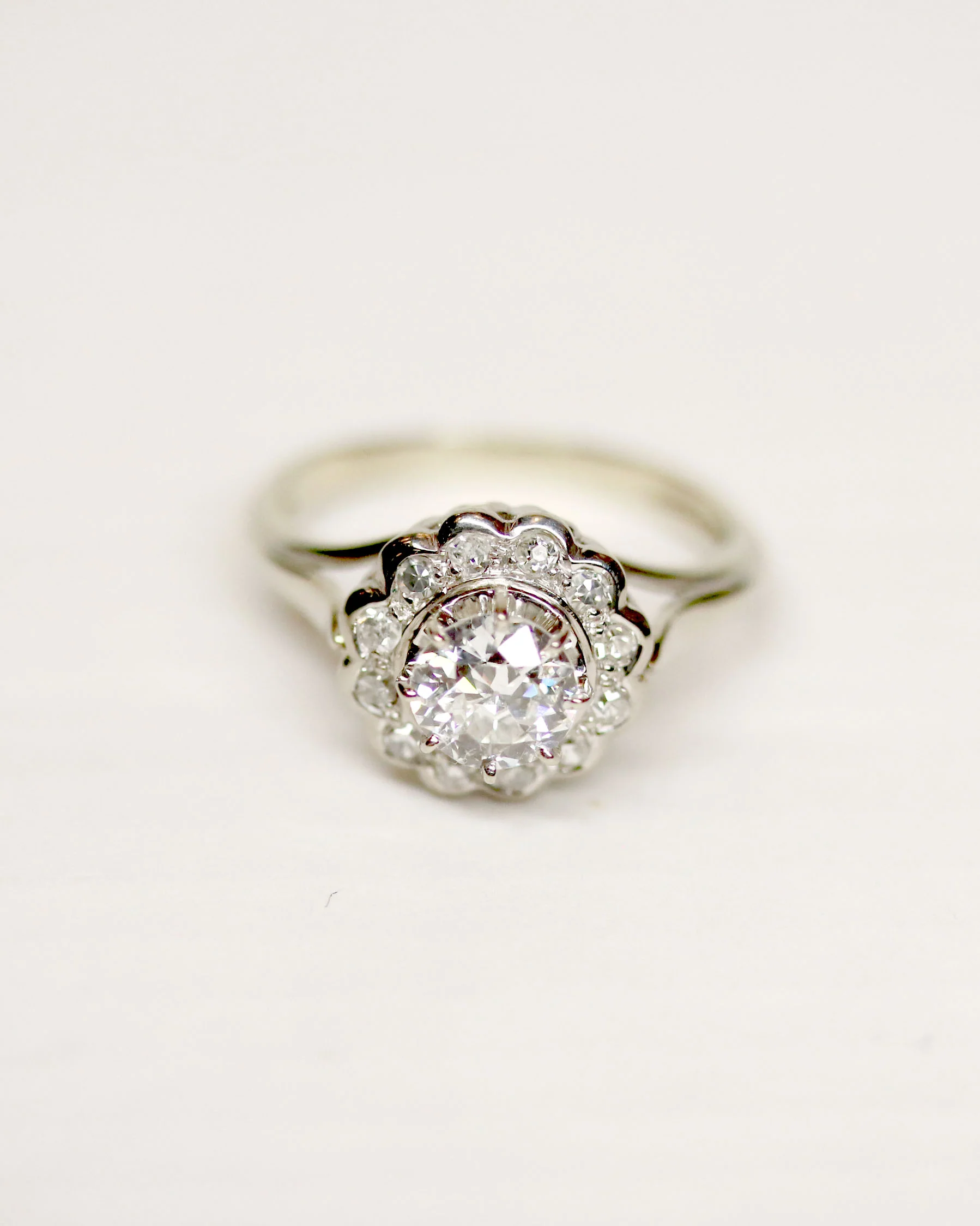 Bague Marguerite Diamants Vintage - Image 4