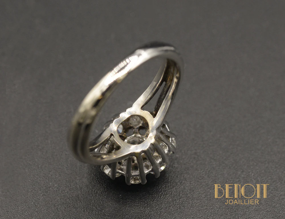 Bague Marguerite Diamants Années 1960 - Image 5