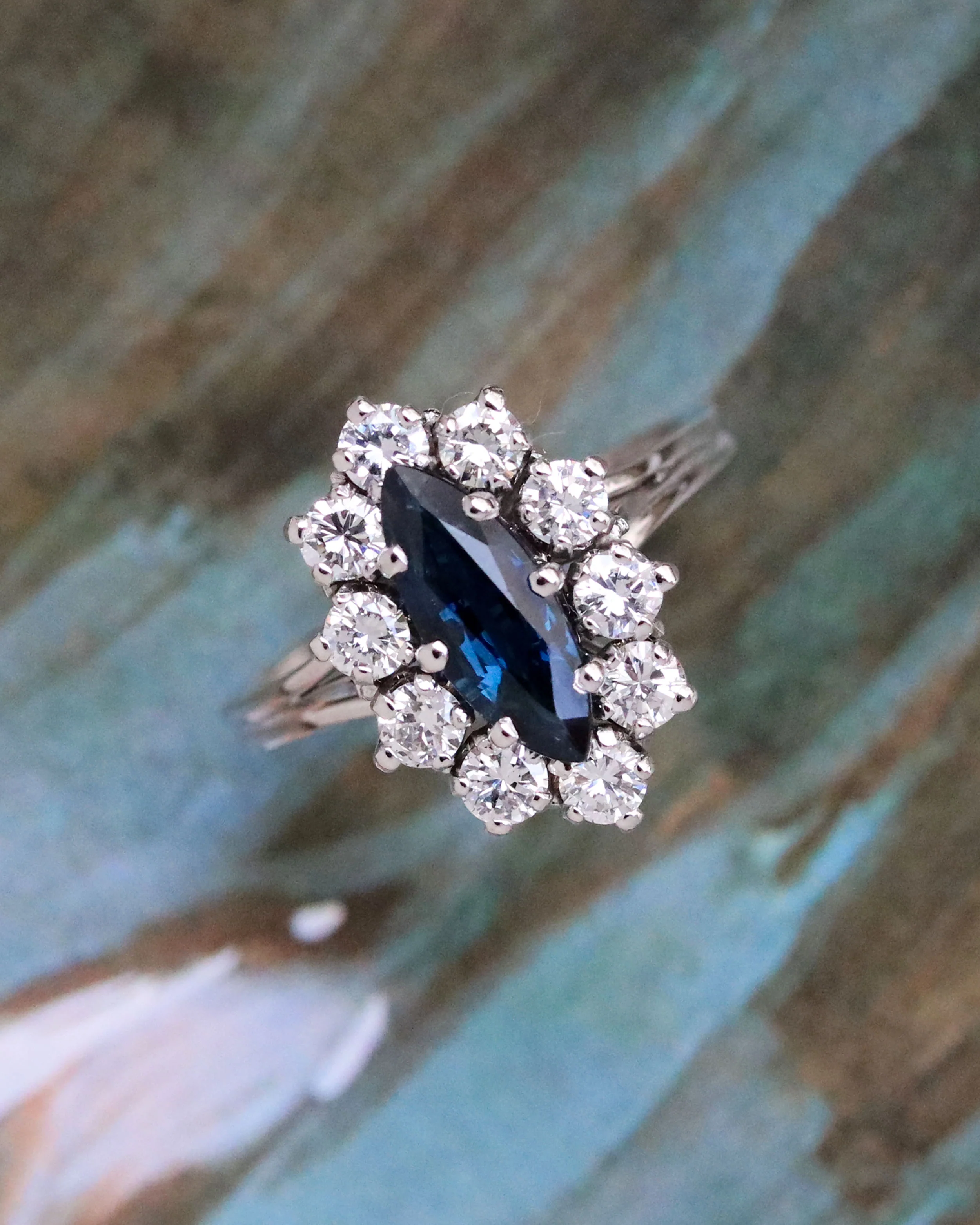 Bague Marquise Saphir Diamants