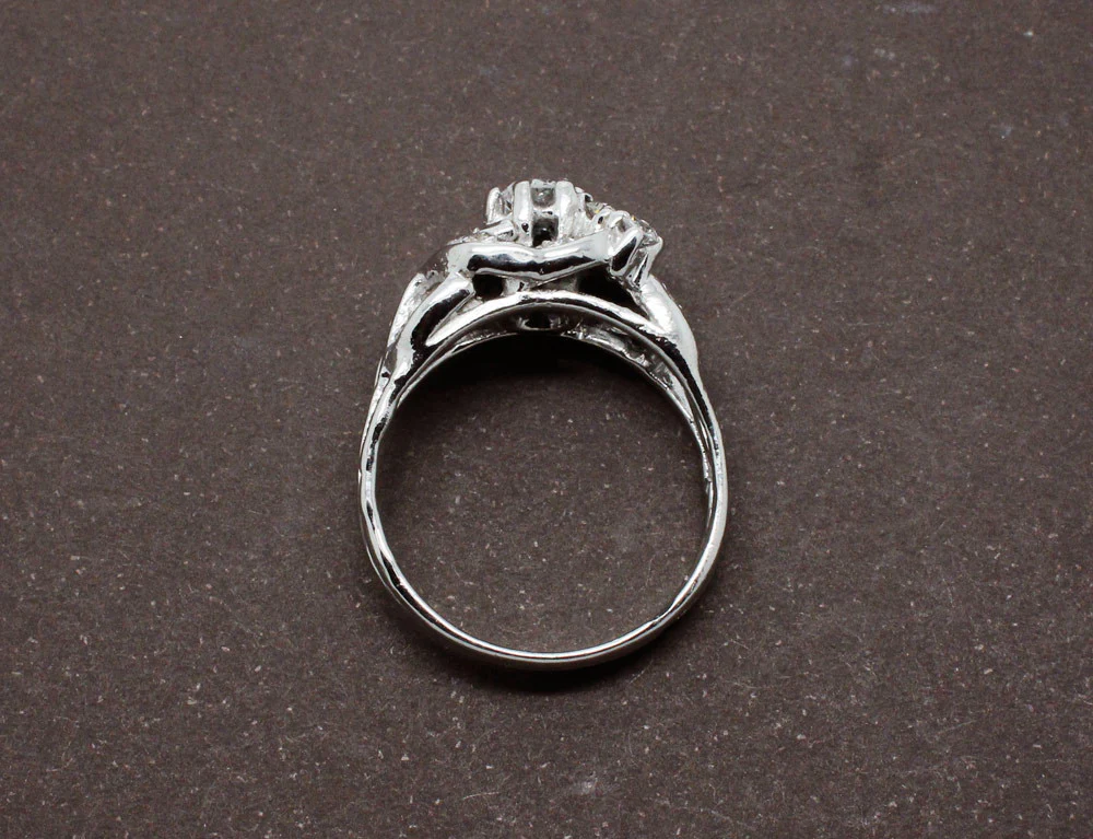 Bague Or Blanc et Diamants - Image 5