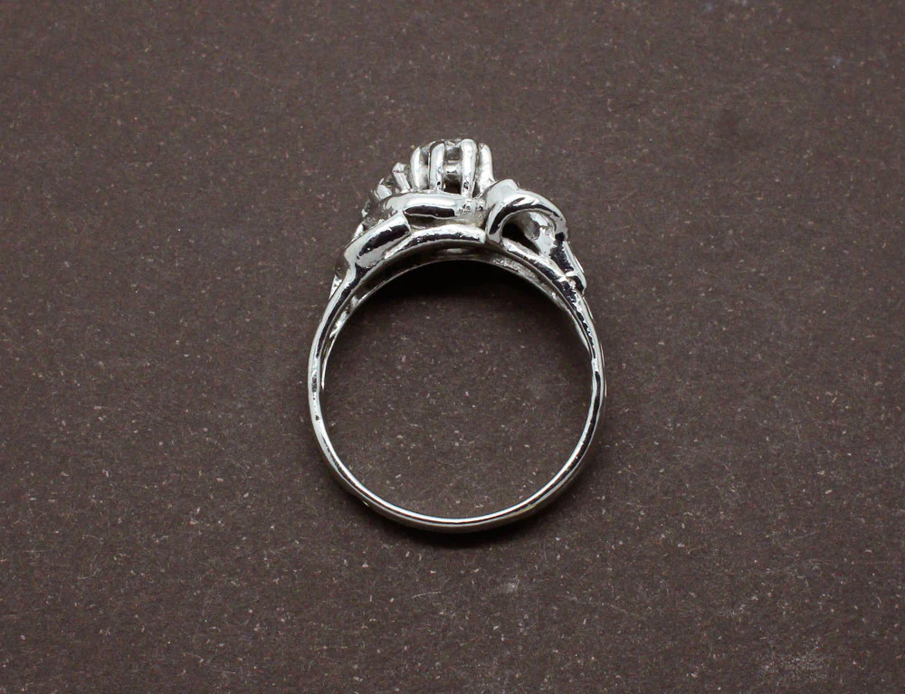 Bague Or Blanc et Diamants - Image 6