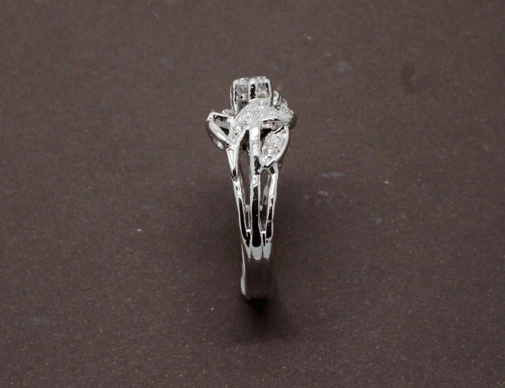 Bague Or Blanc et Diamants - Image 8