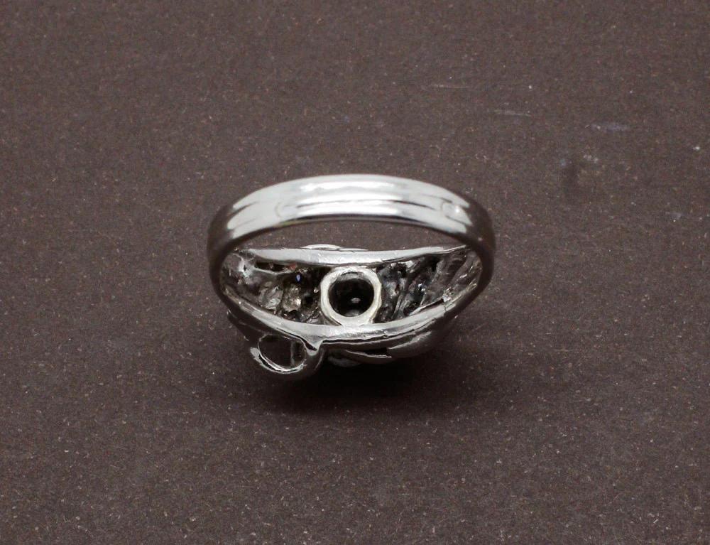 Bague Or Blanc et Diamants - Image 9