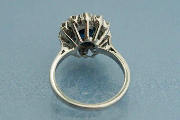 Bague Or Saphir et Diamant - Image 3