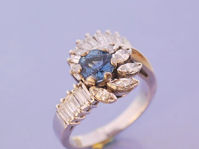 Bague platine saphir diamants