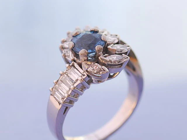 Bague platine saphir diamants - Image 2