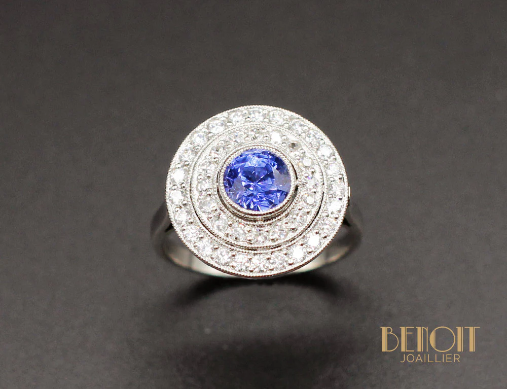 Bague Platine Saphir Double Entourage Diamants - Image 2