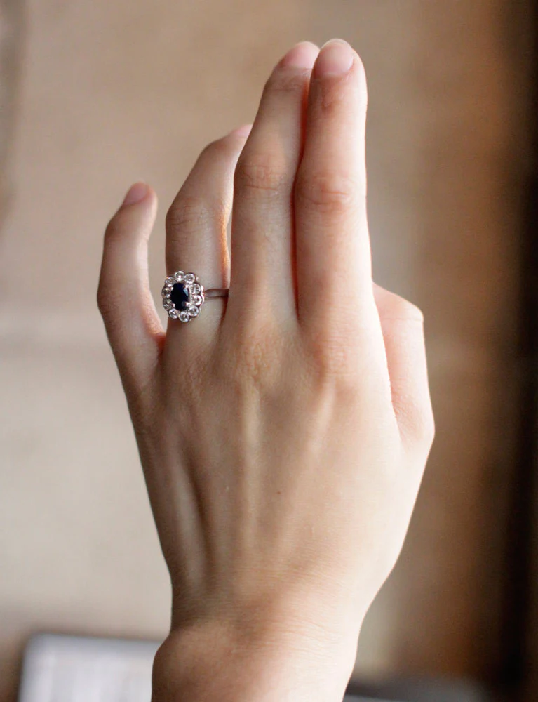 Bague Pompadour Saphir Diamants - Image 8