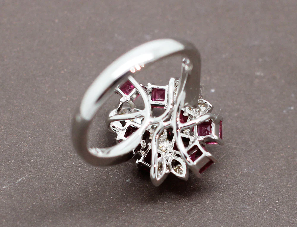 Bague Rubis Carrés et Diamants - Image 7